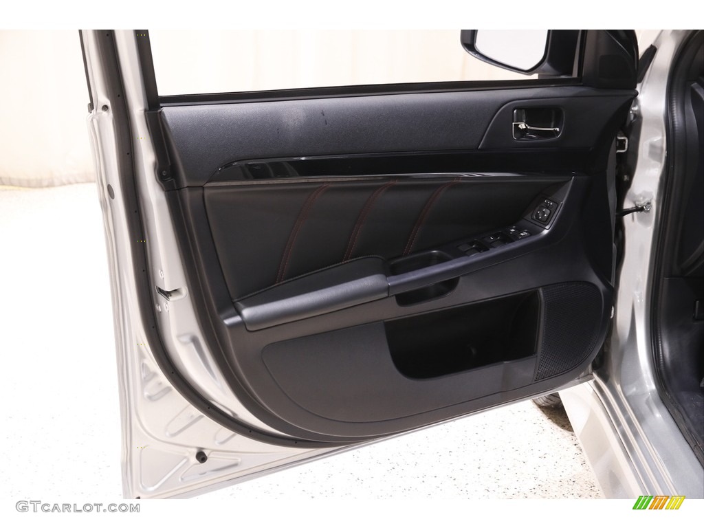 2017 Mitsubishi Lancer LE Door Panel Photos