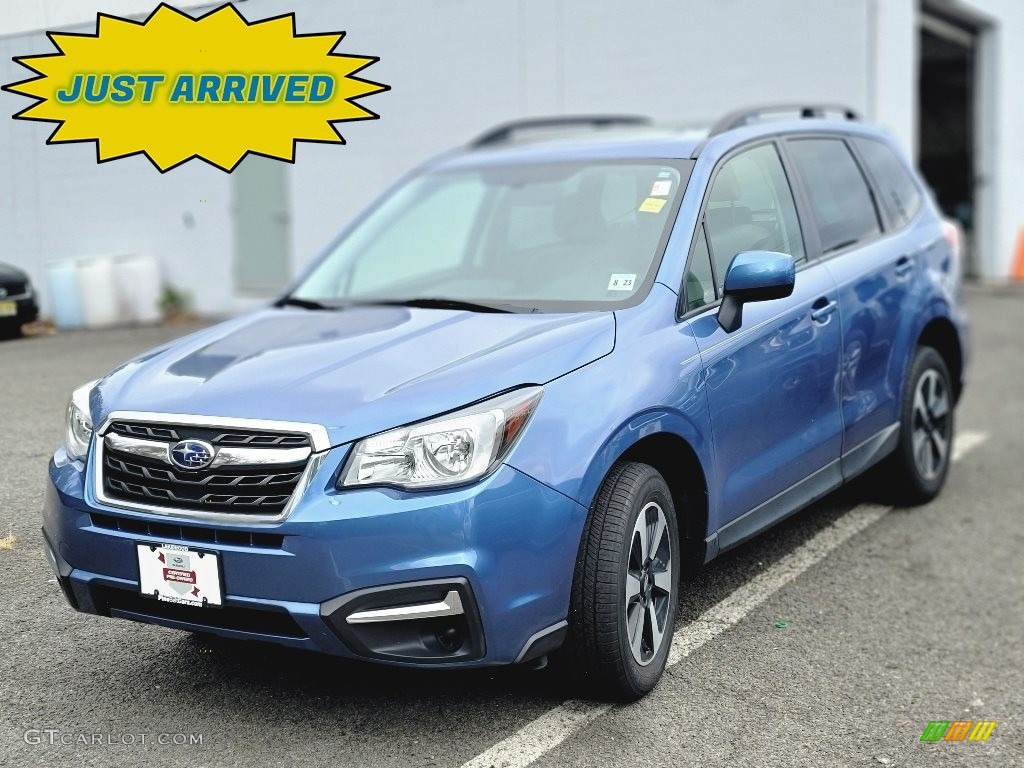 2018 Forester 2.5i Premium - Quartz Blue Pearl / Platinum photo #1