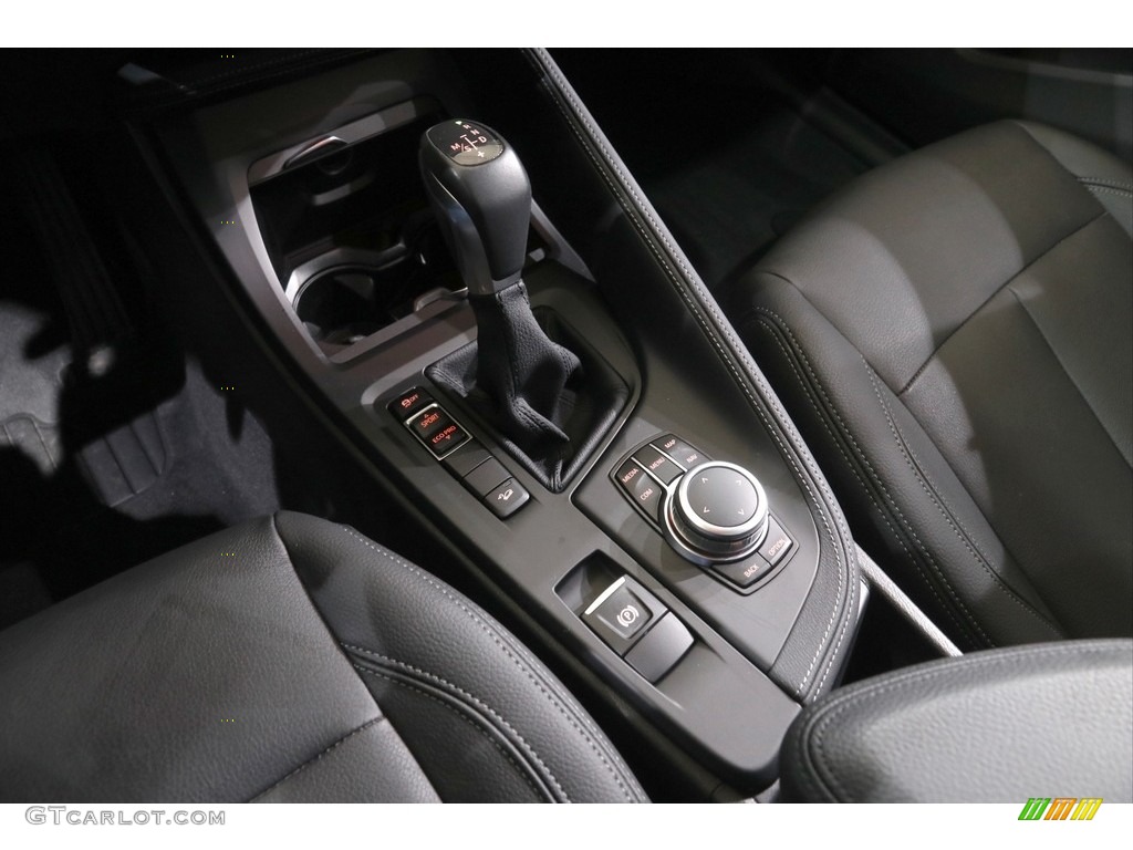 2018 X1 xDrive28i - Glacier Silver Metallic / Black photo #15
