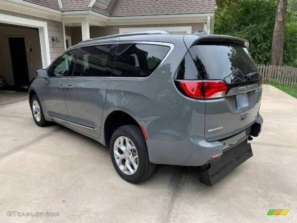 2020 Pacifica Limited - Granite Crystal Metallic / Deep Mocha/Black photo #23