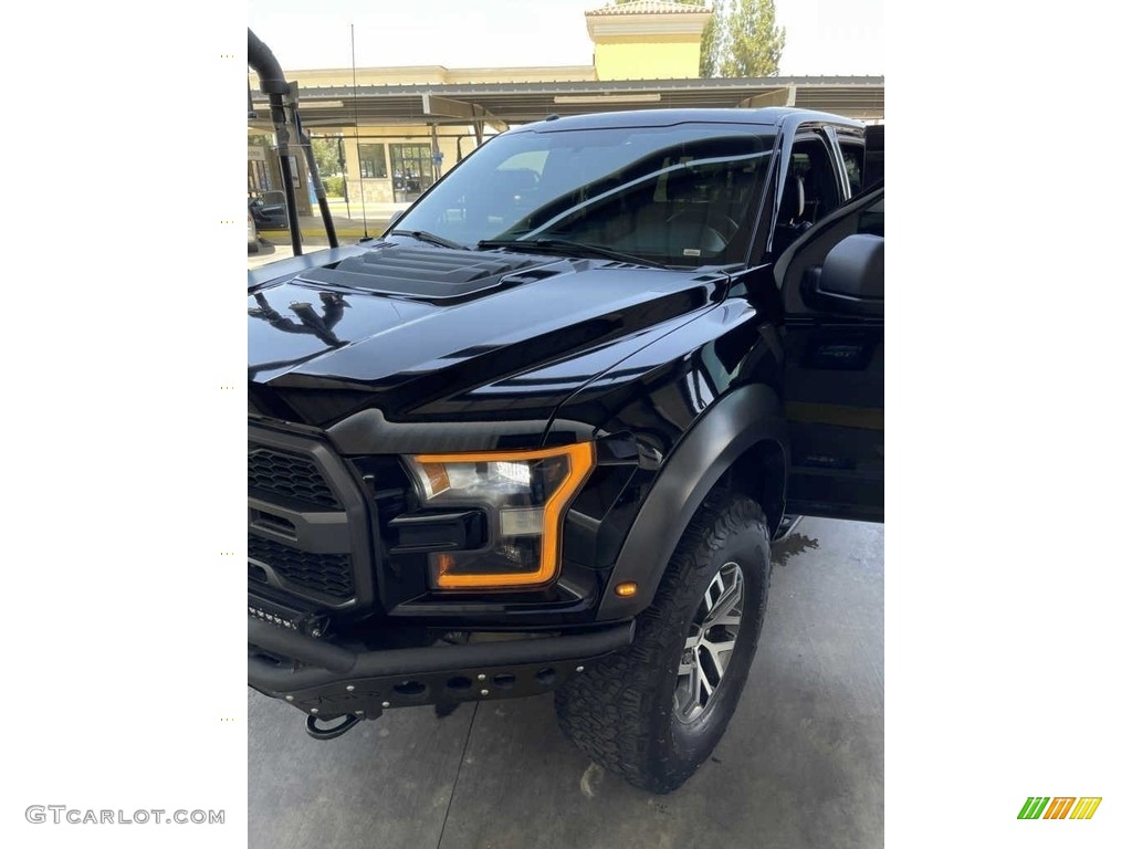 2017 F150 SVT Raptor SuperCrew 4x4 - Shadow Black / Black photo #12