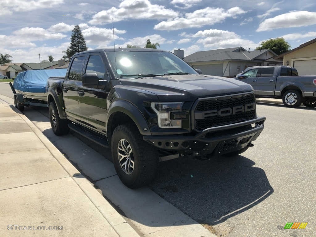 2017 F150 SVT Raptor SuperCrew 4x4 - Shadow Black / Black photo #14