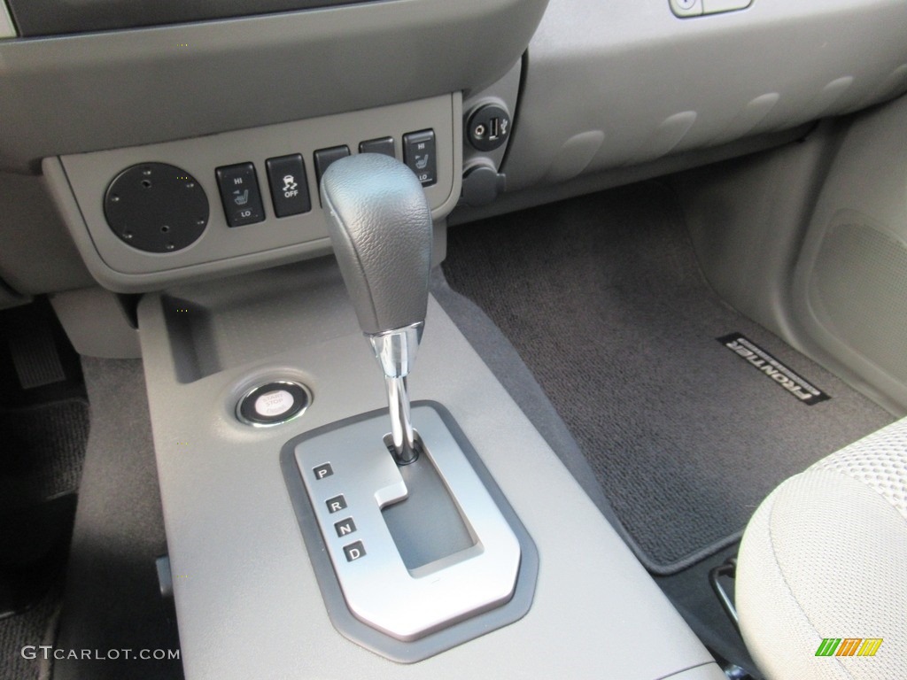 2020 Nissan Frontier SV Crew Cab 4x4 Transmission Photos