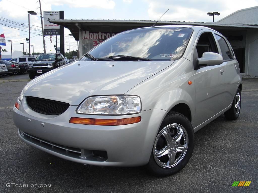 2004 Aveo Hatchback - Galaxy Silver Metallic / Gray photo #1