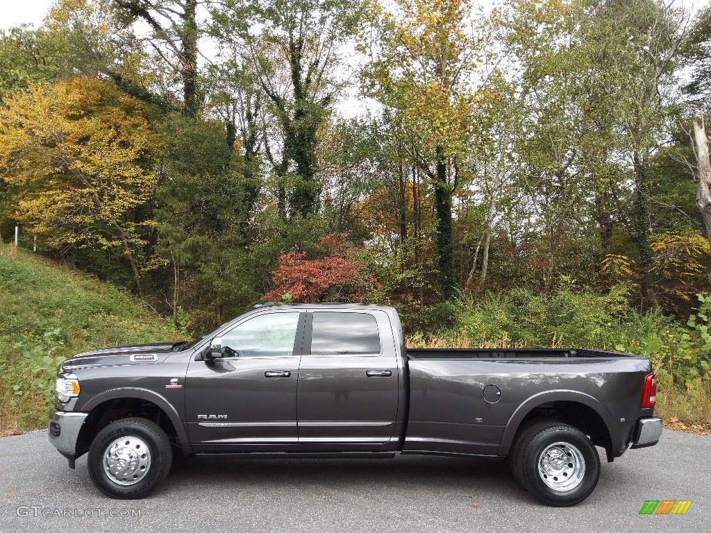 Granite Crystal Metallic 2022 Ram 3500 Limited Crew Cab 4x4 Exterior Photo #143150037