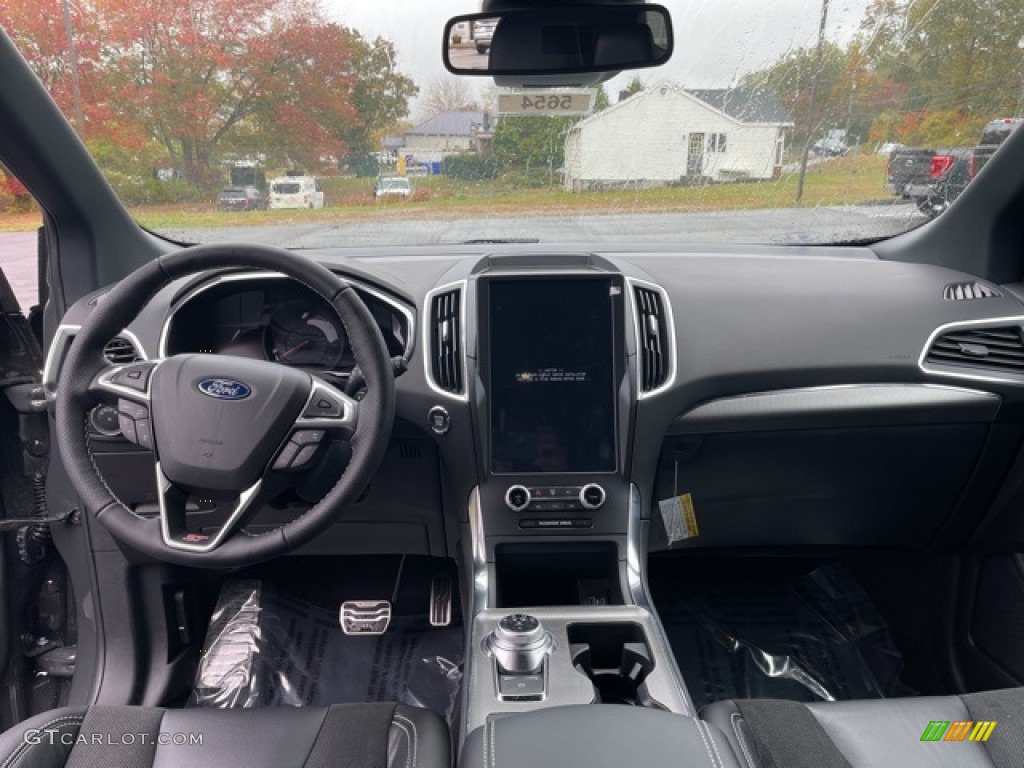 2021 Ford Edge ST AWD Dashboard Photos