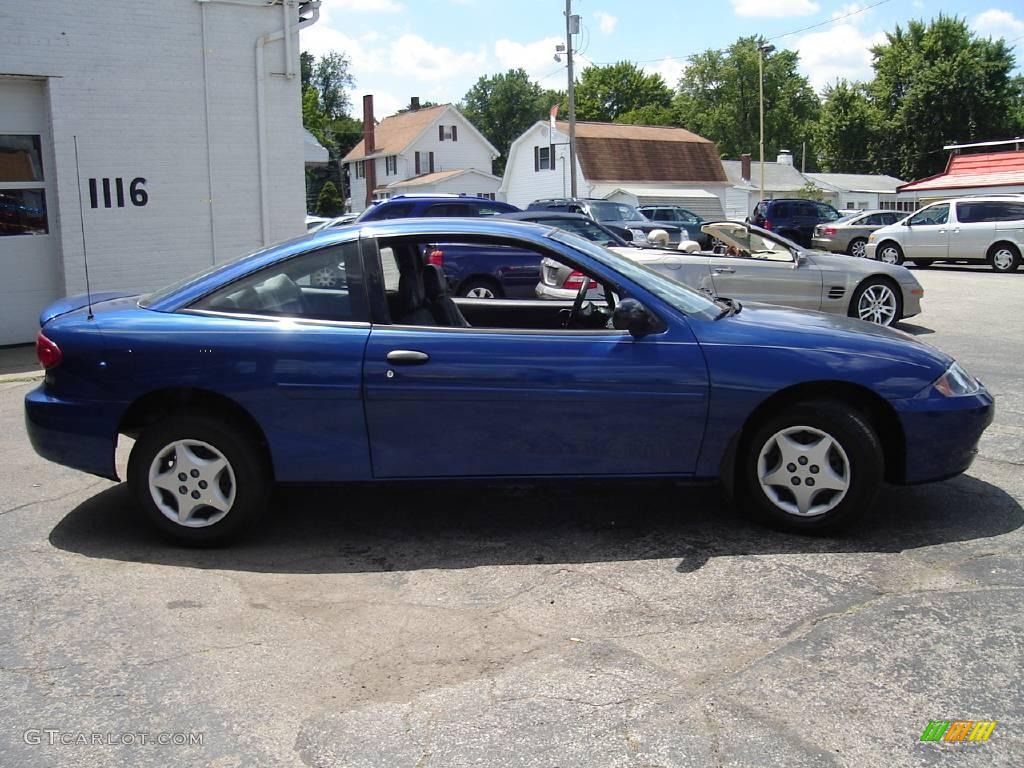 2003 Cavalier Coupe - Arrival Blue Metallic / Graphite Gray photo #6