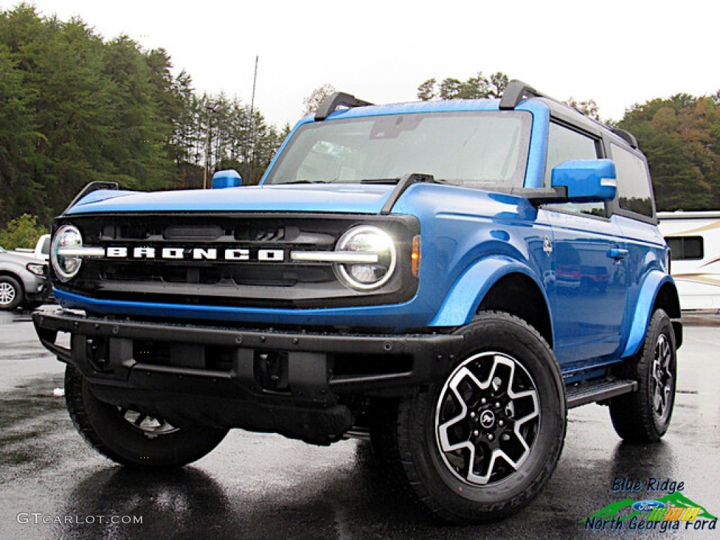 Velocity Blue 2021 Ford Bronco Outer Banks 4x4 2-Door Exterior Photo #143152392