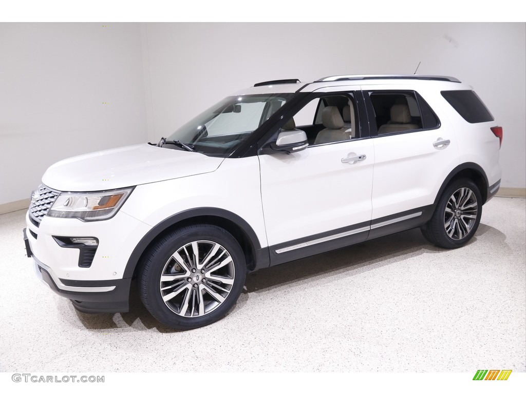 2018 Explorer Platinum 4WD - White Platinum / Medium Soft Ceramic photo #3