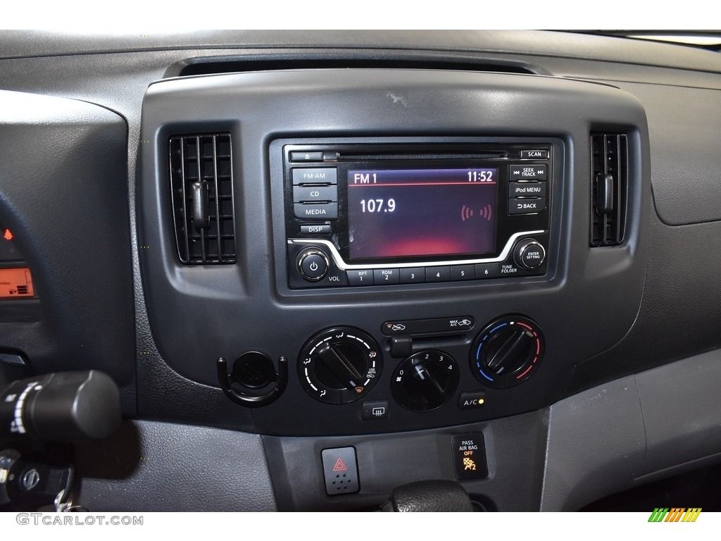 2018 NV200 S - Fresh Powder / Gray photo #13