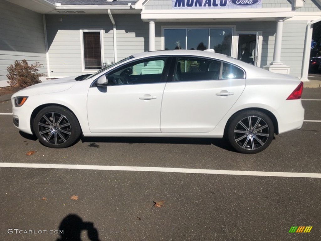 2018 S60 T5 AWD - Ice White / Beechwood/Off Black photo #7