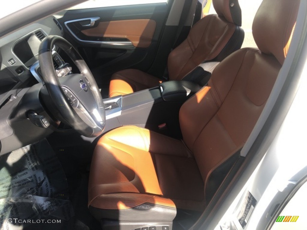 2018 S60 T5 AWD - Ice White / Beechwood/Off Black photo #19