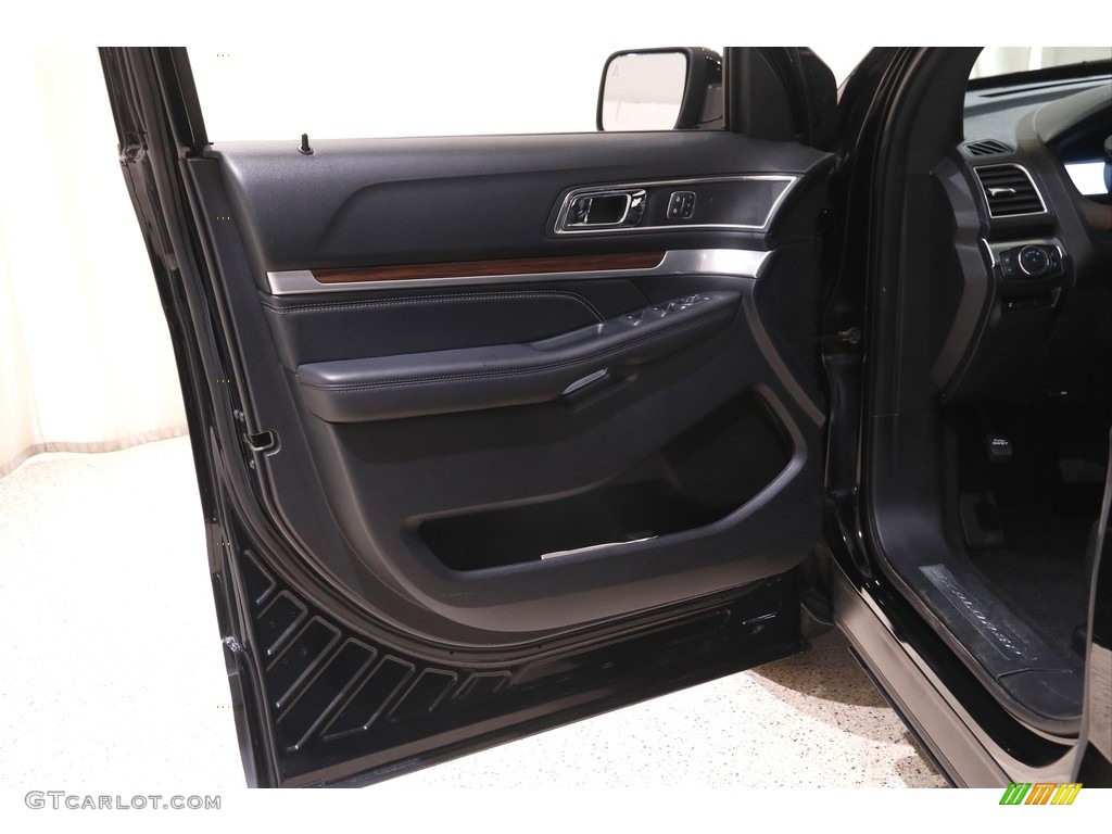 2018 Explorer Limited 4WD - Shadow Black / Ebony Black photo #5