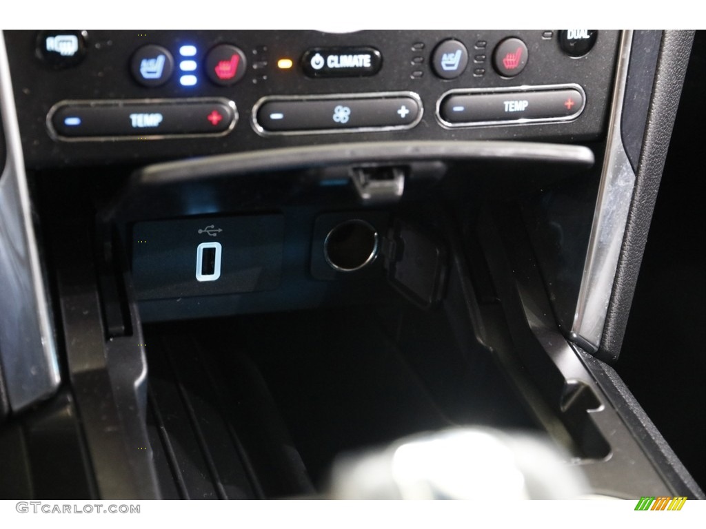 2018 Explorer Limited 4WD - Shadow Black / Ebony Black photo #15