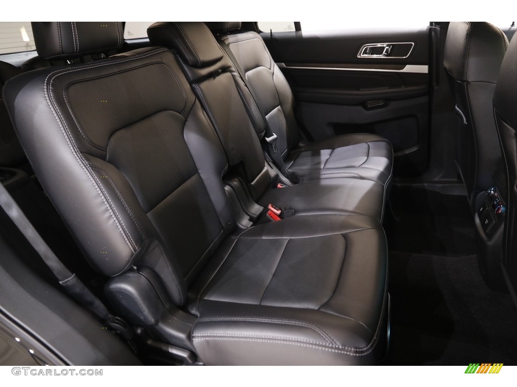 2018 Explorer Limited 4WD - Shadow Black / Ebony Black photo #17