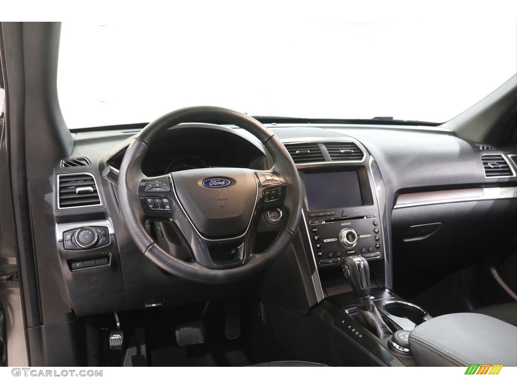 2018 Explorer Limited 4WD - Magnetic Metallic / Ebony Black photo #7