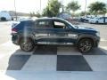 Tourmaline Blue Metallic - Atlas Cross Sport SE Technology R-Line Photo No. 3