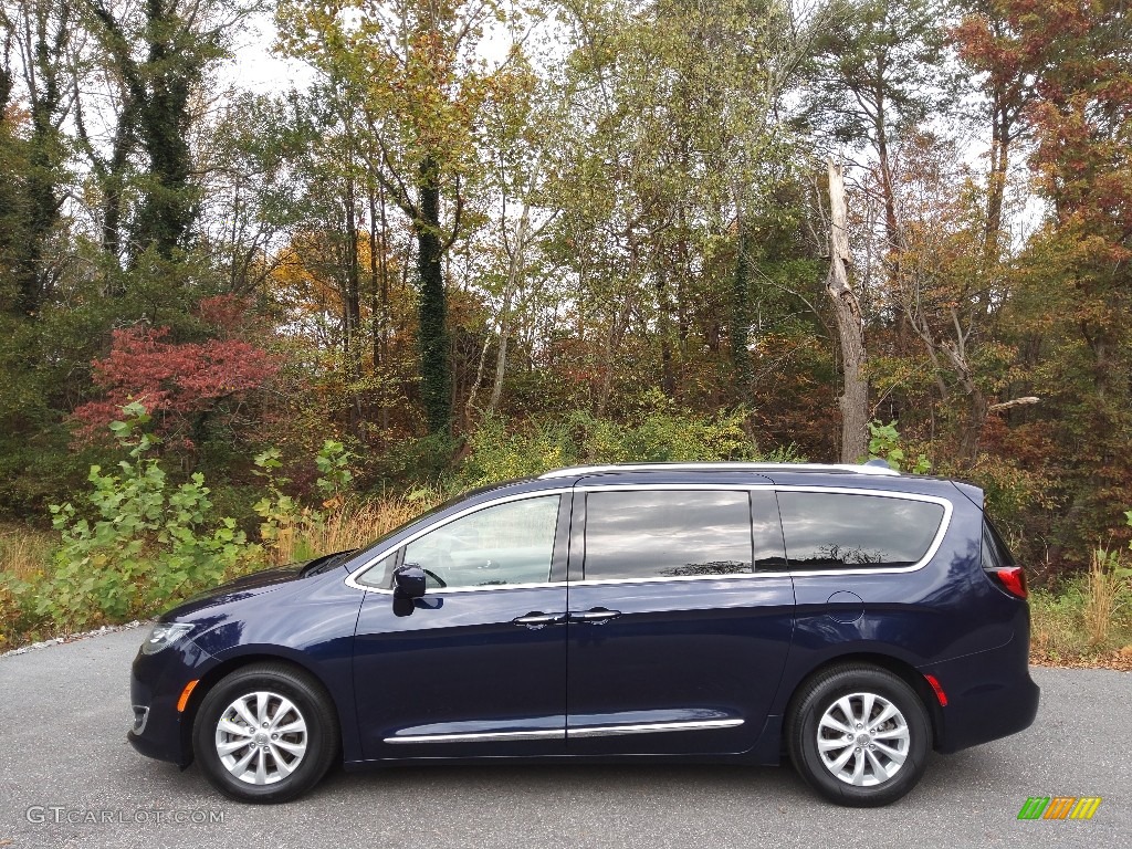 2018 Pacifica Touring L - Jazz Blue Pearl / Black/Alloy photo #1