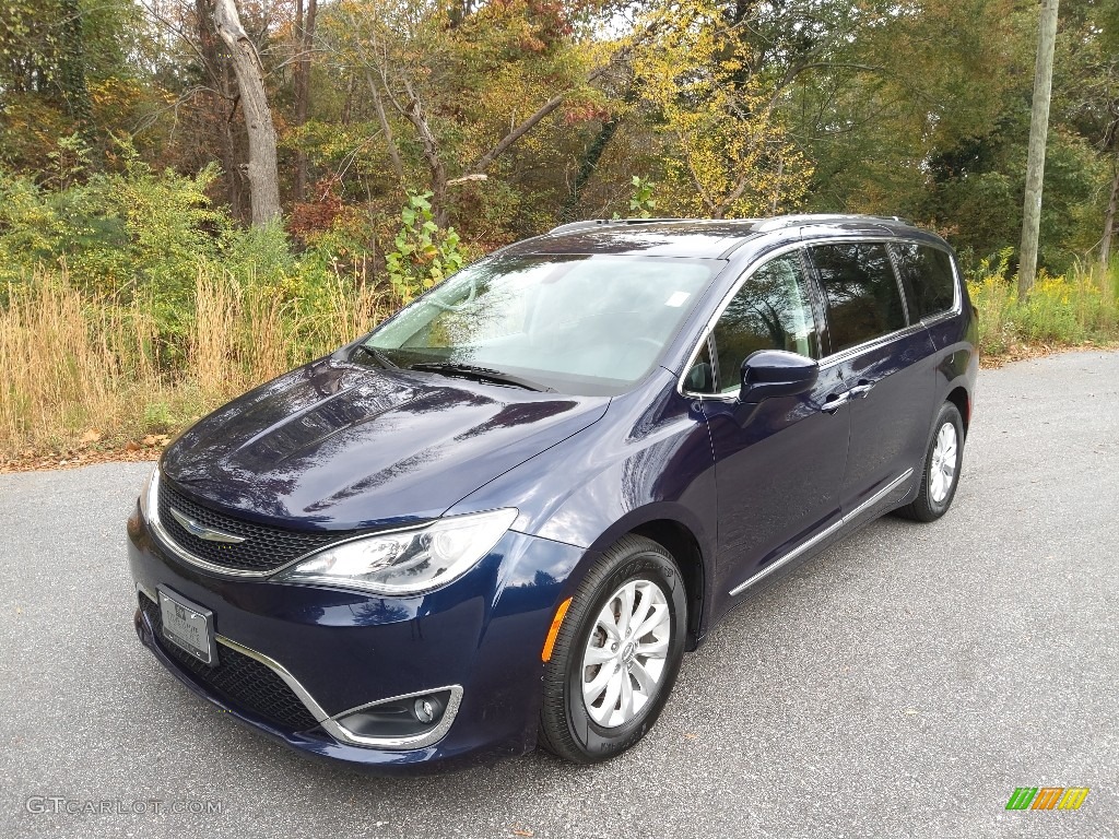 2018 Pacifica Touring L - Jazz Blue Pearl / Black/Alloy photo #2