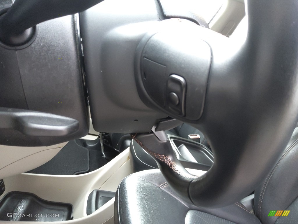 2018 Pacifica Touring L - Jazz Blue Pearl / Black/Alloy photo #13