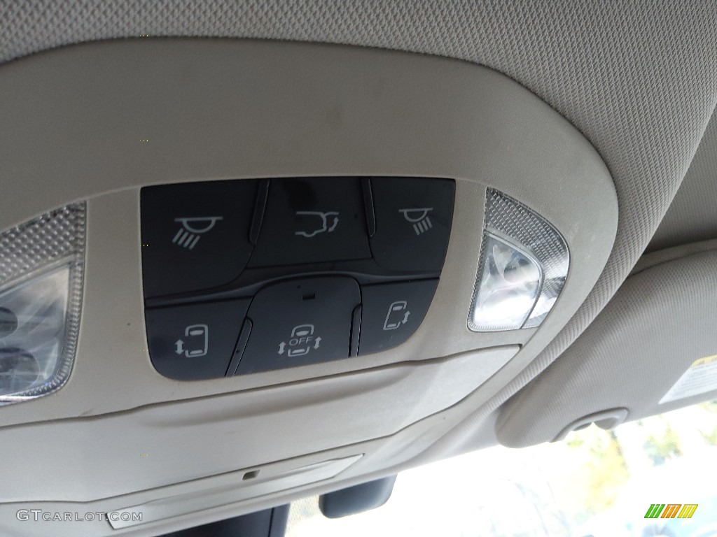 2018 Pacifica Touring L - Jazz Blue Pearl / Black/Alloy photo #30