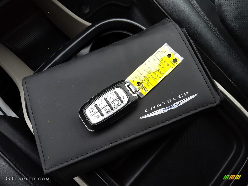 2018 Pacifica Touring L - Jazz Blue Pearl / Black/Alloy photo #31