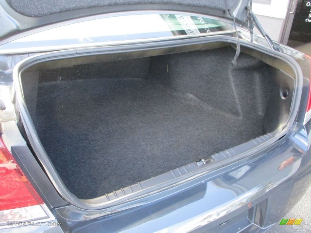 2016 Chevrolet Impala Limited LT Trunk Photo #143163158