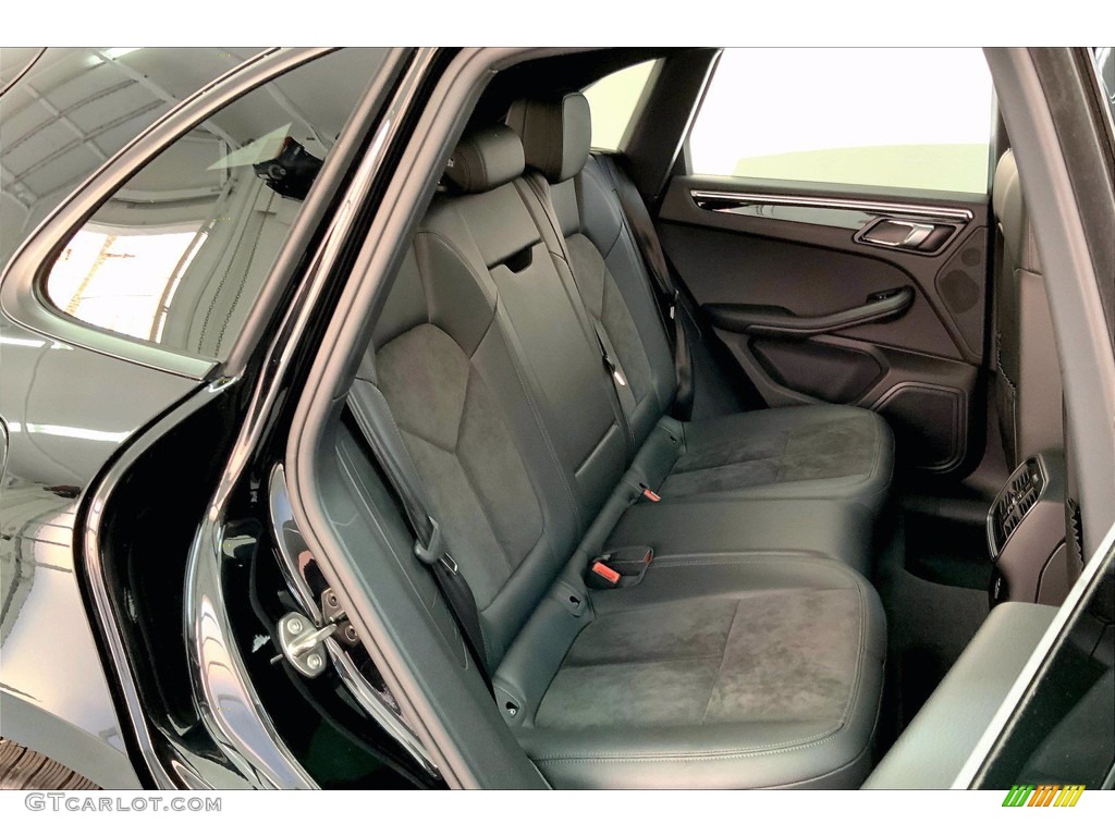 Black Interior 2020 Porsche Macan Standard Macan Model Photo #143165955