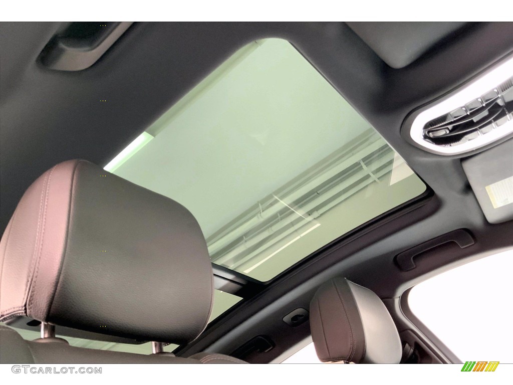 2020 Porsche Macan Standard Macan Model Sunroof Photos