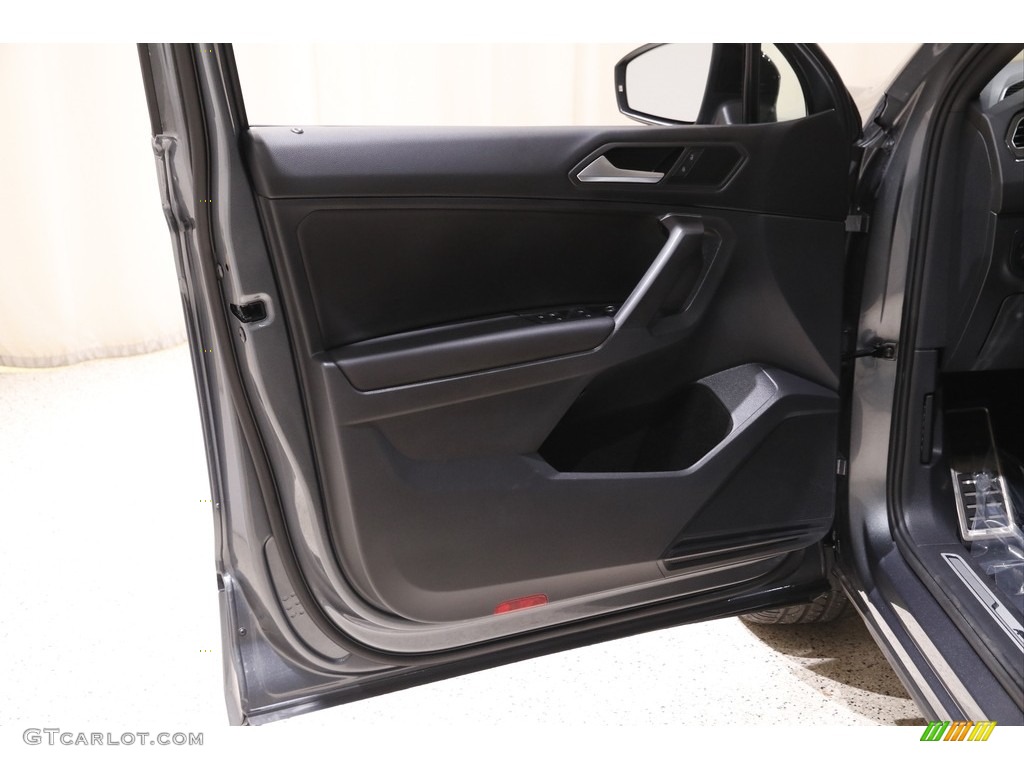 2021 Volkswagen Tiguan SE 4Motion Door Panel Photos