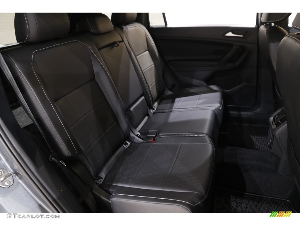 2021 Volkswagen Tiguan SE 4Motion Rear Seat Photos
