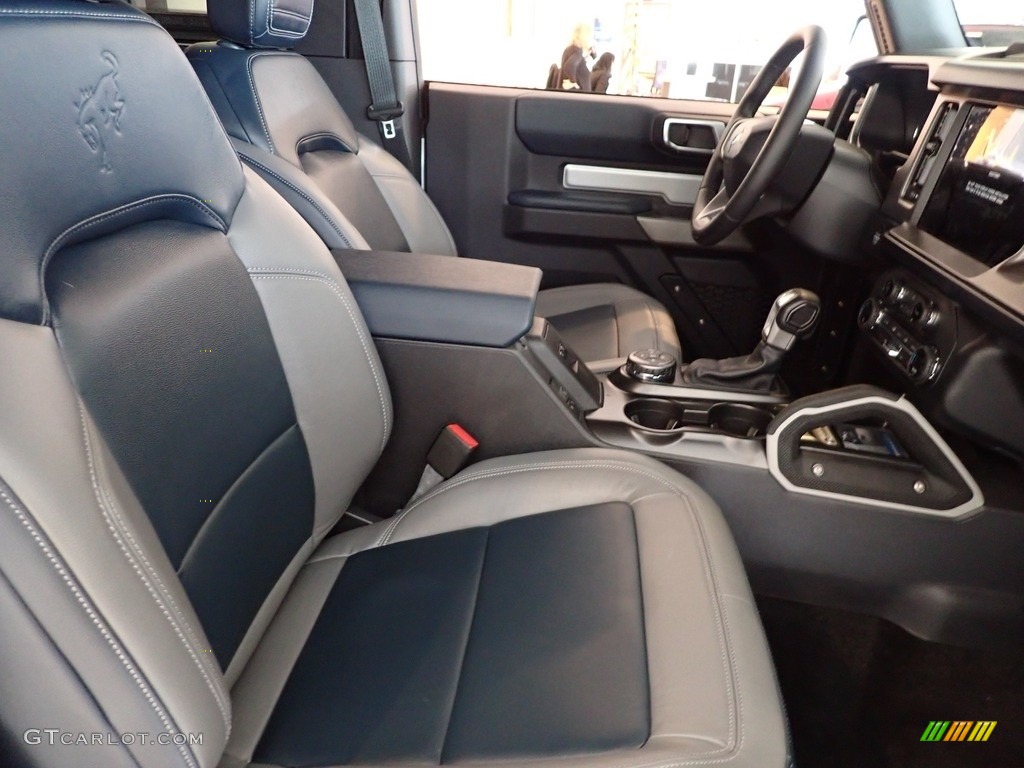Space Gray/Navy Pier Interior 2021 Ford Bronco Outer Banks 4x4 2-Door Photo #143170126