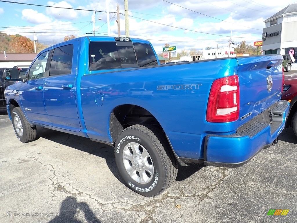 2022 2500 Big Horn Crew Cab 4x4 - Hydro Blue Pearl / Black photo #3