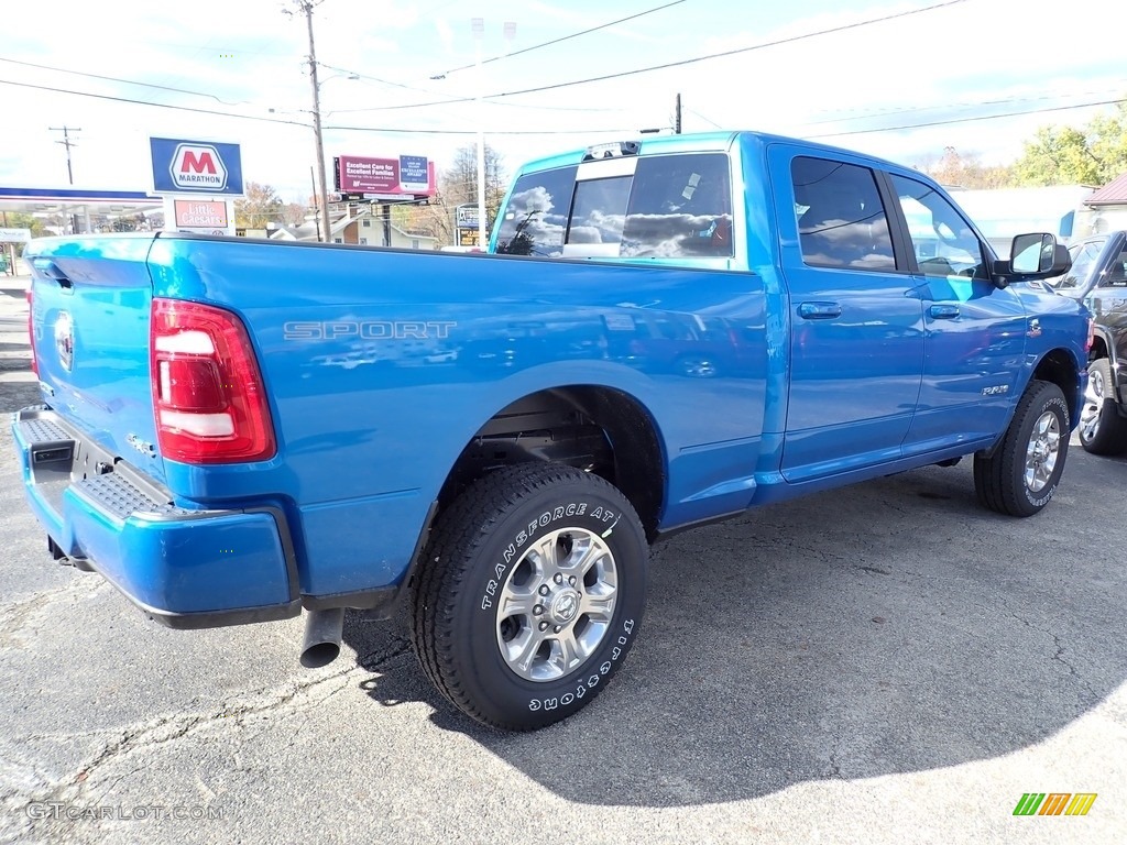 2022 2500 Big Horn Crew Cab 4x4 - Hydro Blue Pearl / Black photo #8