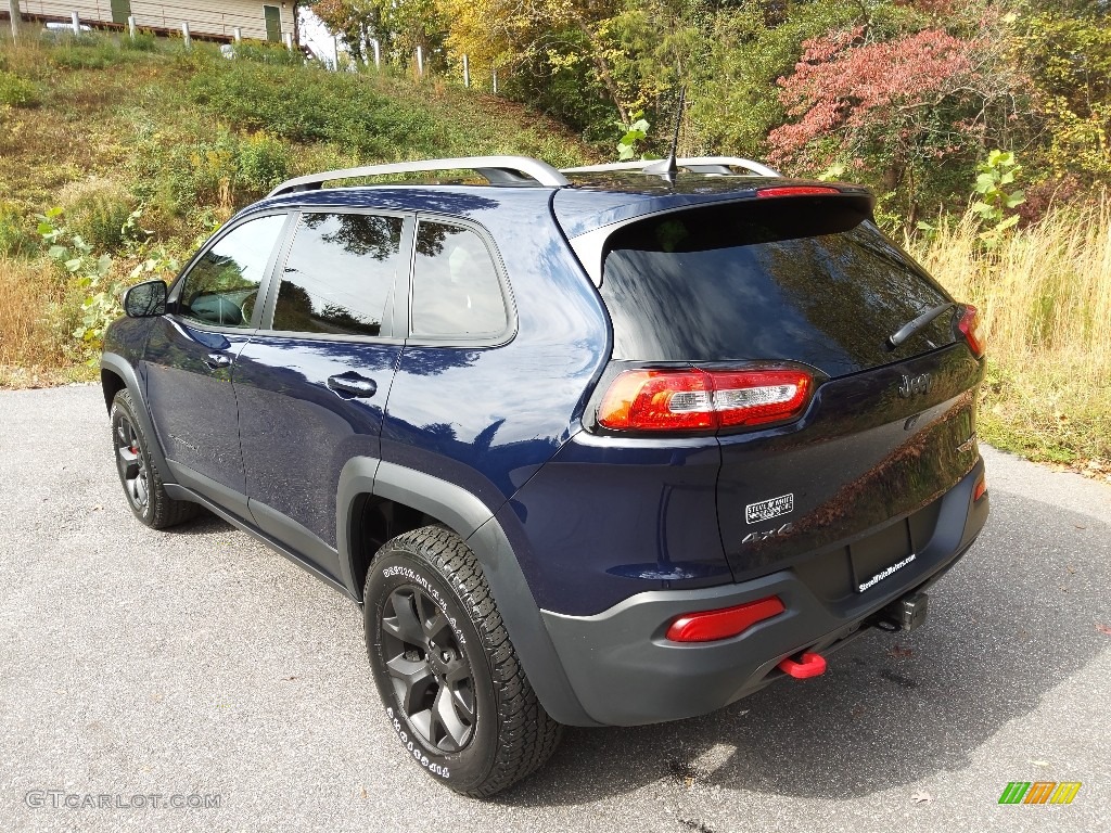 2016 Cherokee Trailhawk 4x4 - True Blue Pearl / Black photo #8