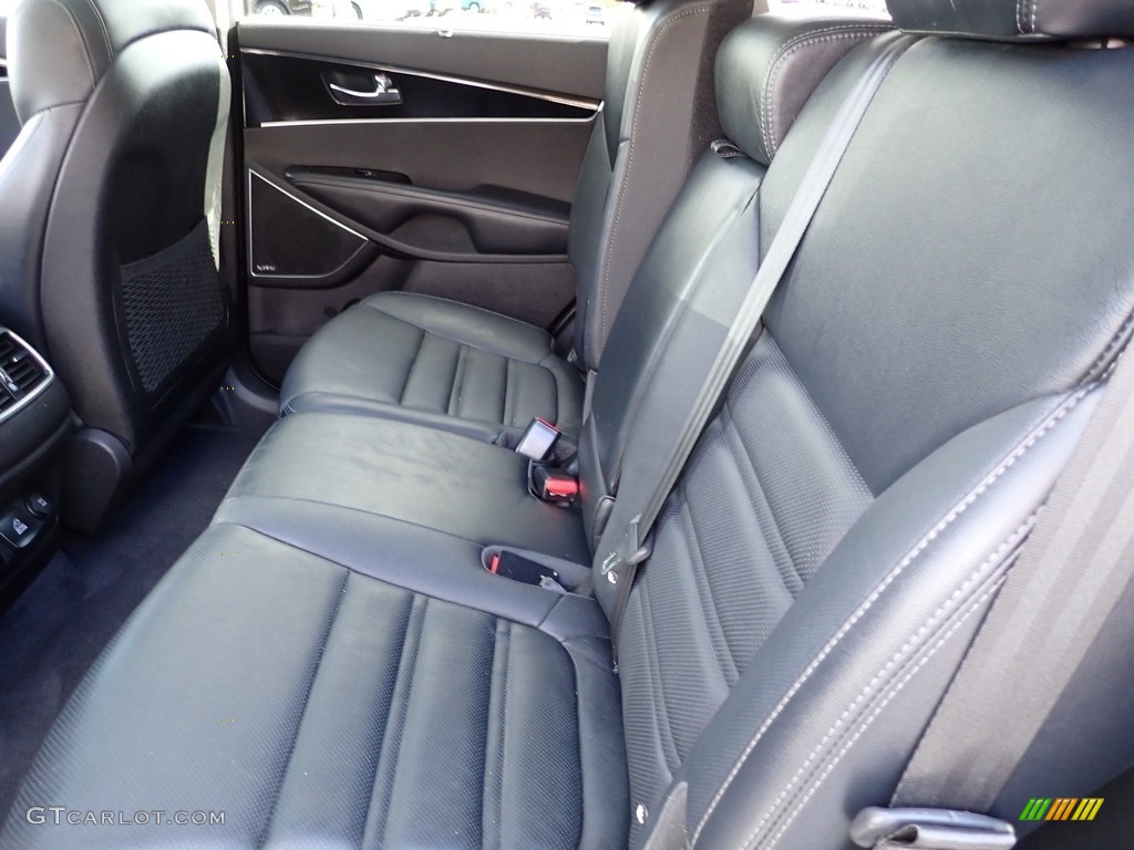 2016 Kia Sorento SX V6 AWD Rear Seat Photos