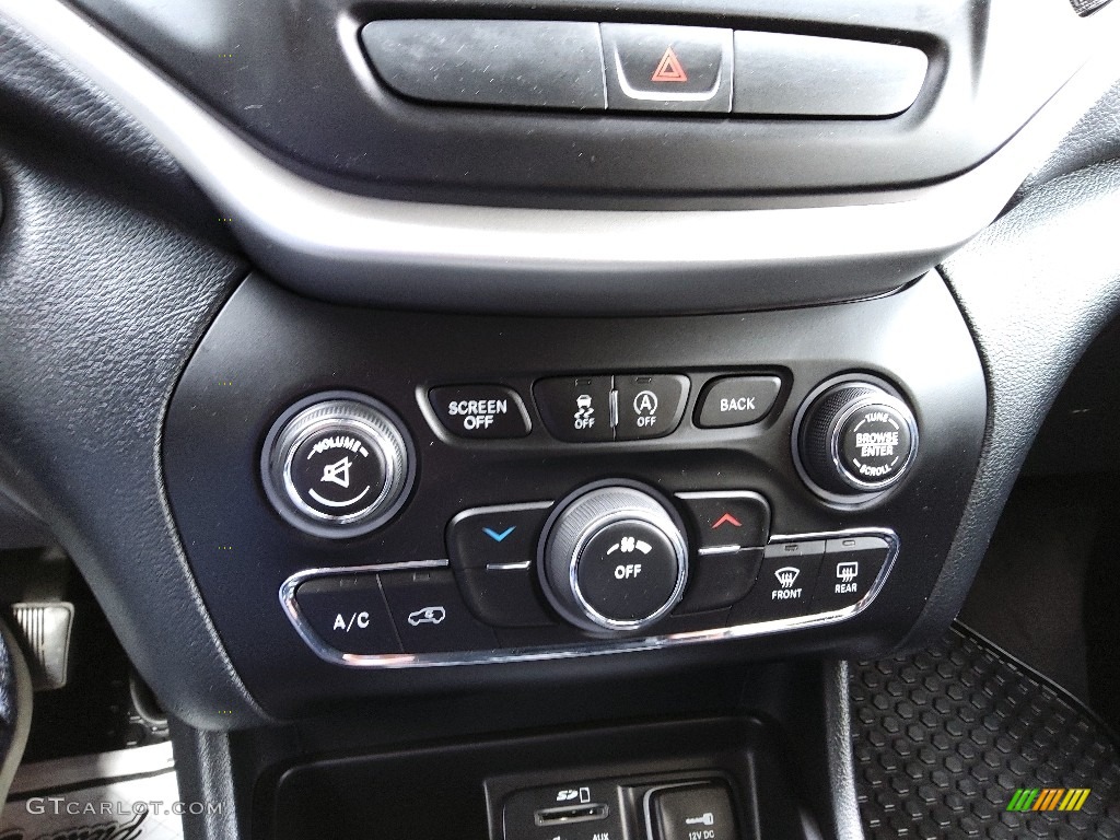 2016 Cherokee Trailhawk 4x4 - True Blue Pearl / Black photo #27