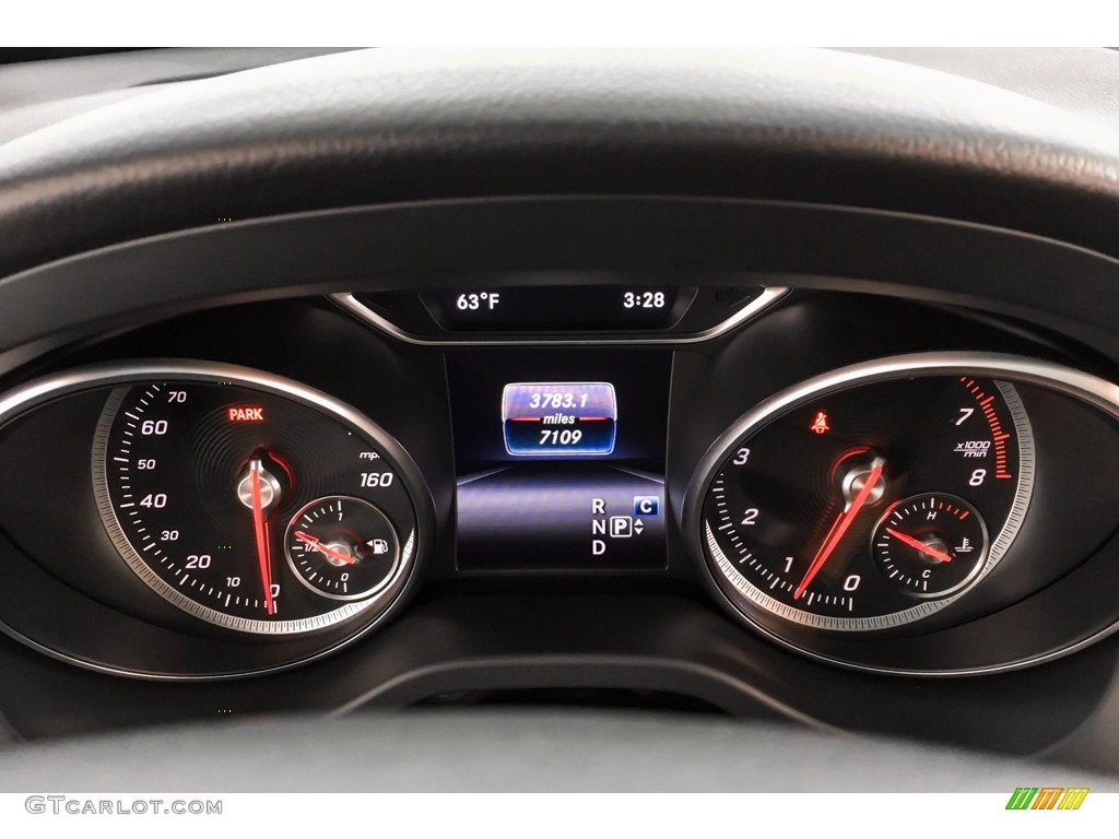 2018 CLA 250 Coupe - Cirrus White / Black photo #21