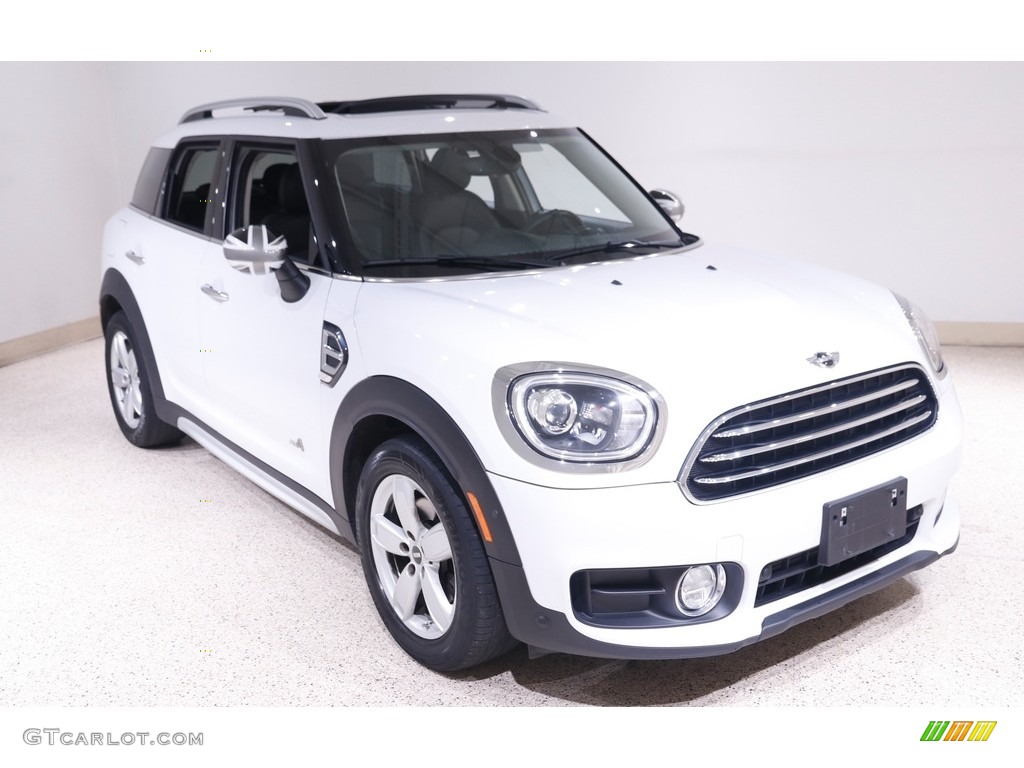 2018 Countryman Cooper ALL4 - Light White / Carbon Black photo #1