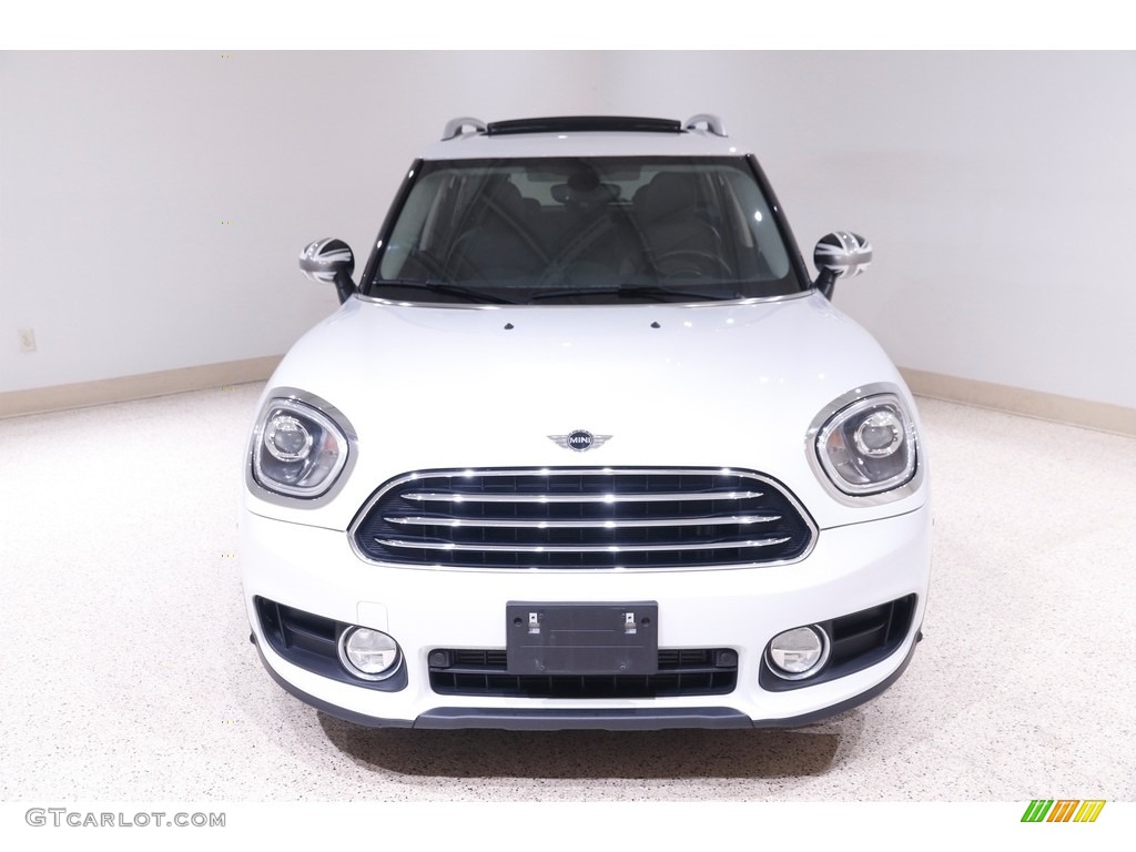 2018 Countryman Cooper ALL4 - Light White / Carbon Black photo #2