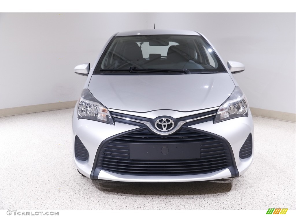 2015 Yaris 3-Door L - Classic Silver Metallic / Black photo #2