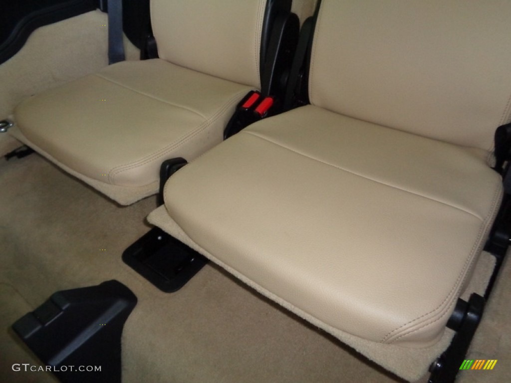 2006 LR3 V8 SE - Java Black Pearl / Alpaca Beige photo #50