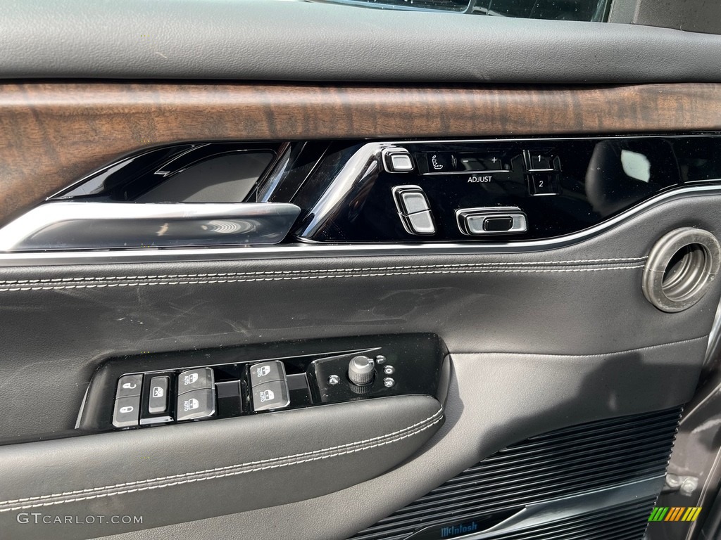 2022 Jeep Grand Wagoneer Series I 4x4 Global Black Door Panel Photo #143176553