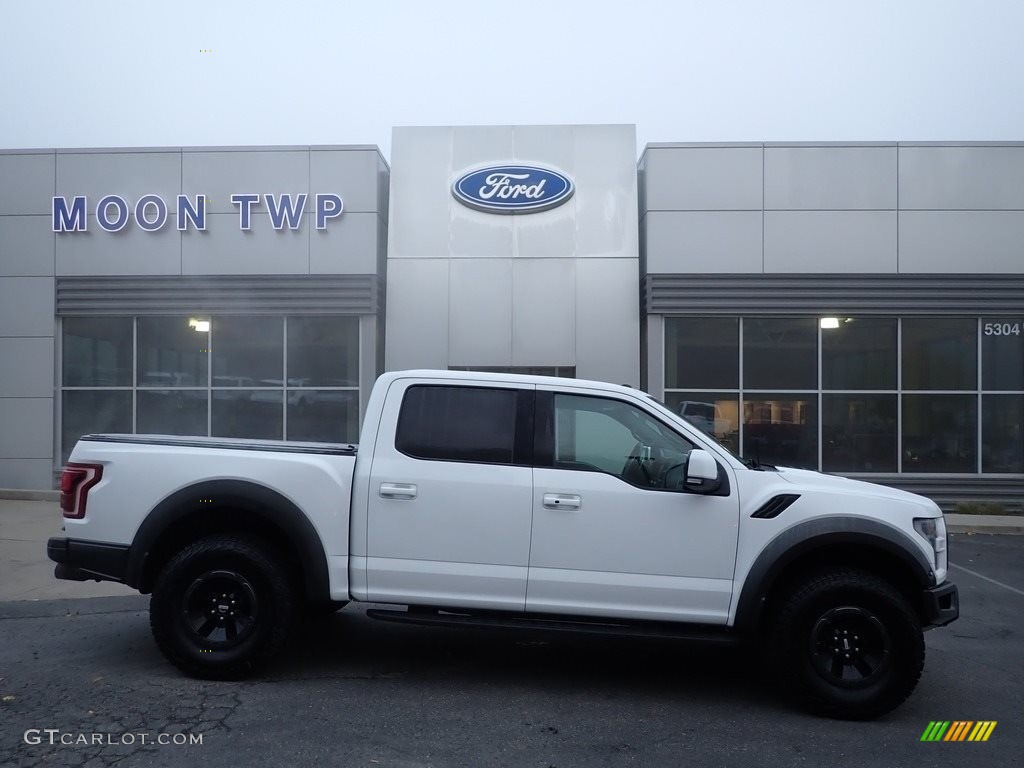 2018 F150 SVT Raptor SuperCrew 4x4 - Oxford White / Raptor Black photo #1