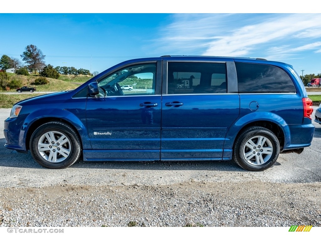 2011 Grand Caravan Crew - Deep Water Blue Pearl / Black/Light Graystone photo #7