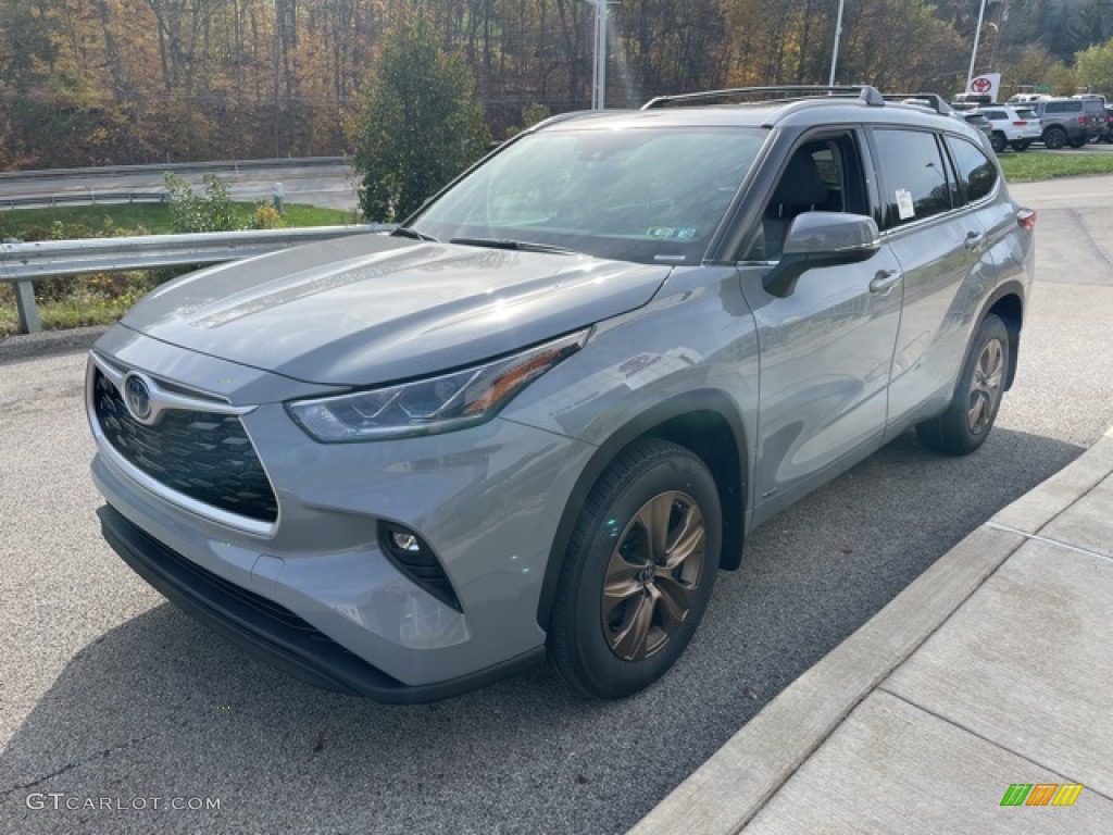 Moondust 2022 Toyota Highlander Hybrid Bronze Edition AWD Exterior Photo #143179552