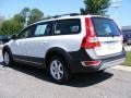 Ice White - XC70 AWD Photo No. 3