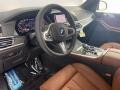Front Seat of 2022 X7 M50i