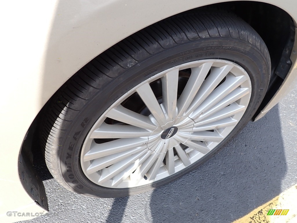 2017 Lincoln MKZ Reserve Hybrid Wheel Photos