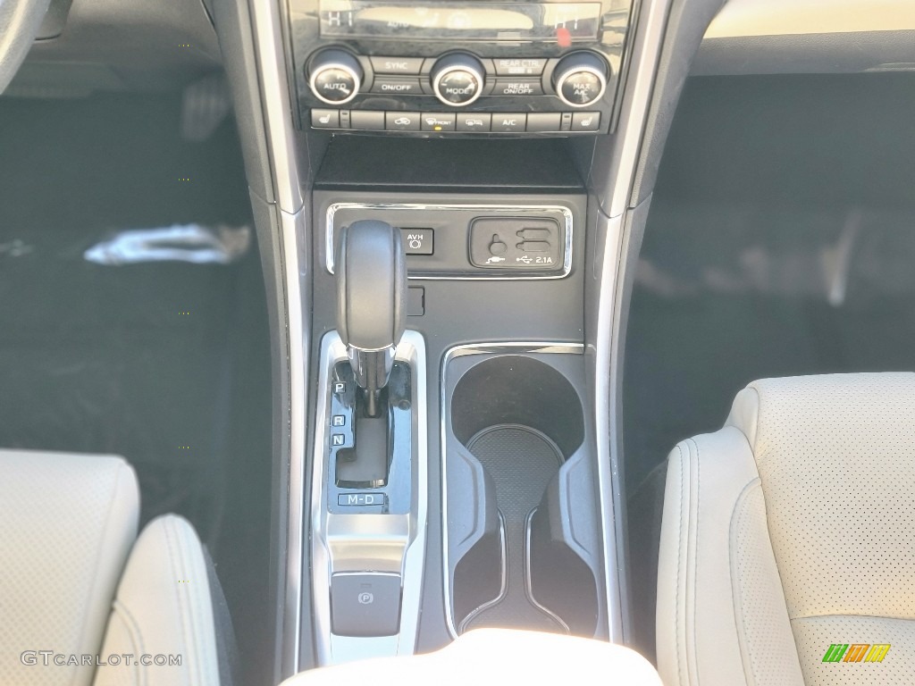 2019 Ascent Limited - Tungsten Metallic / Warm Ivory photo #8